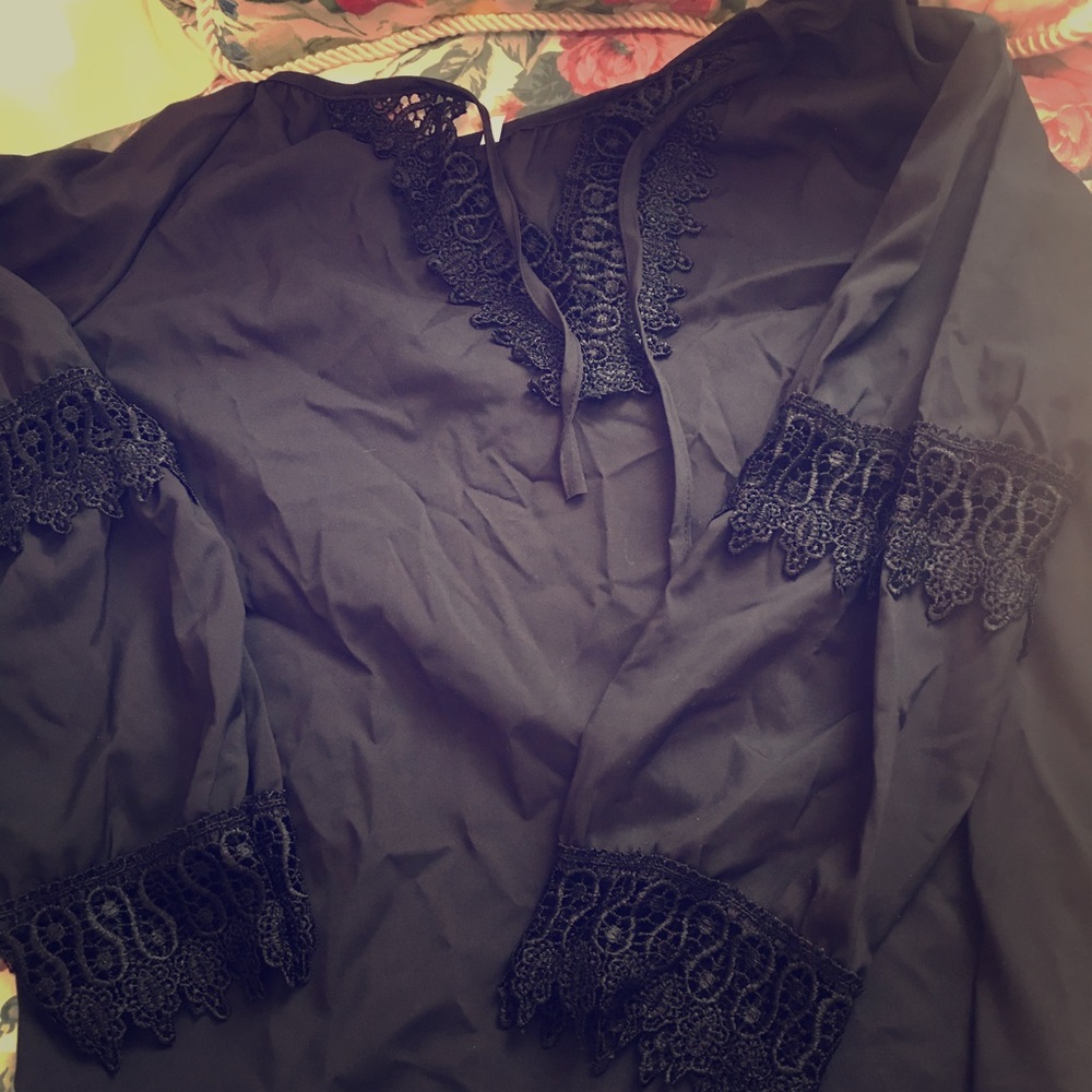 Brand new never worn shirt size 4x long sleeve